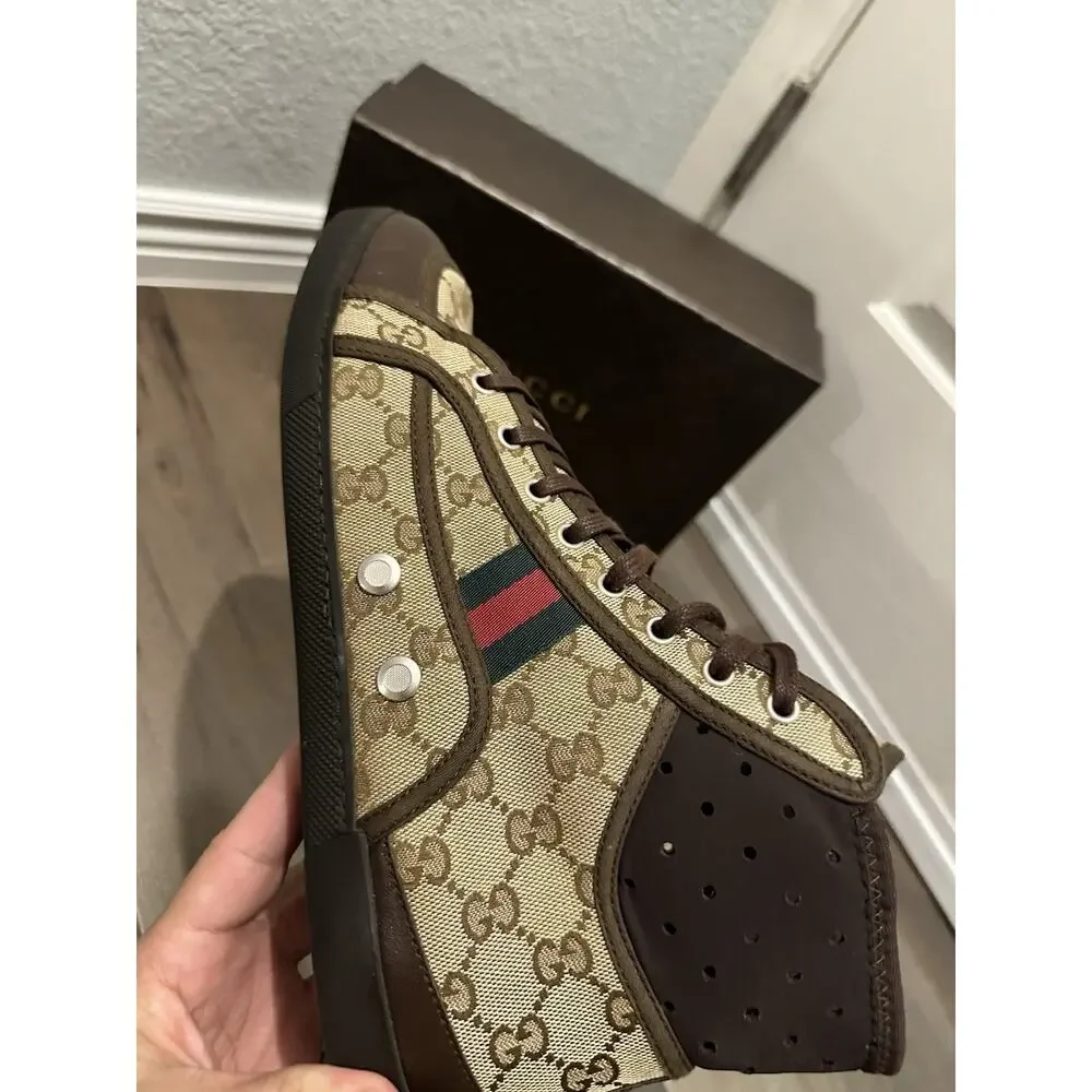 Gucci product pair